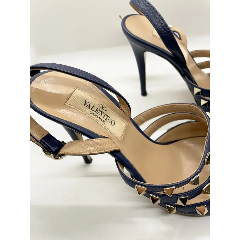 Valentino Garavani Rockstud slingback pumps Navy Blue pebbled calfskin leather